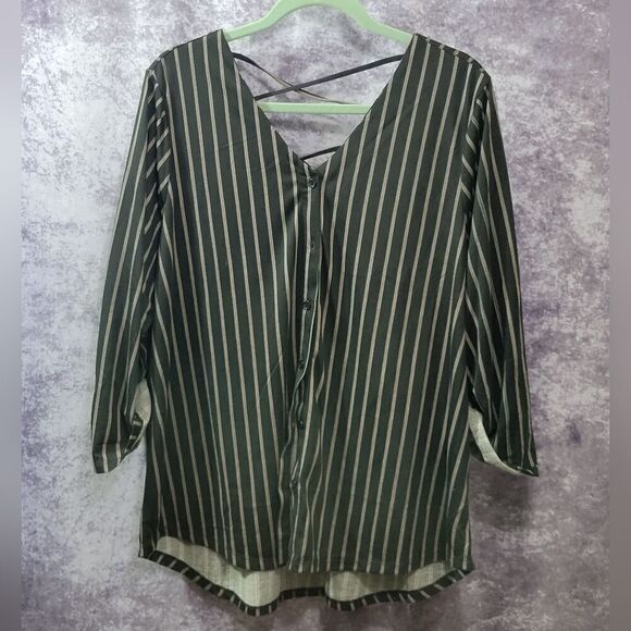Womens Button Down Tunic - Picture 1 of 11